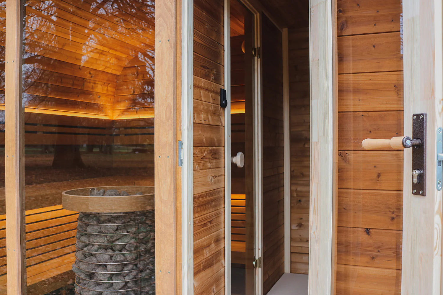 Warmheat™ Outdoor Sauna Auren 4